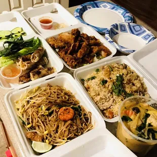Pad Thai, Thai fried Spring Rolls (Poh Pia Tod), Thai fried rice, Fried chicken, green curry!