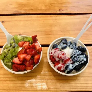 Strawberry Kiwi Bowl &amp; The Wild Berry Bowl