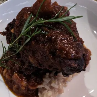 Veal osso bucco with masala sauce