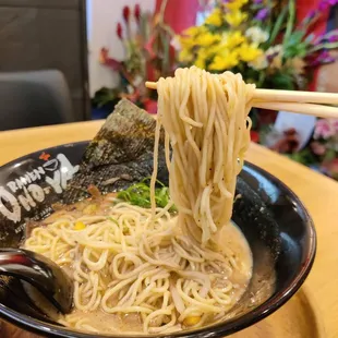 Vegan Black Ramen... Noodle pull