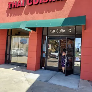 the entrance to the restaurant
