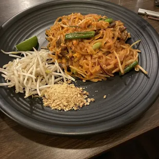 Beef pad Thai