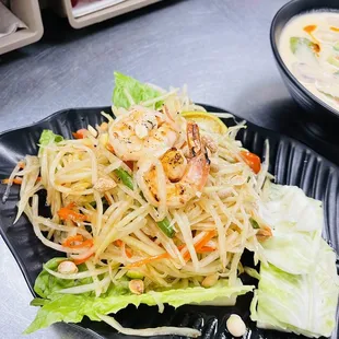 Papaya Salad with grill shrimp