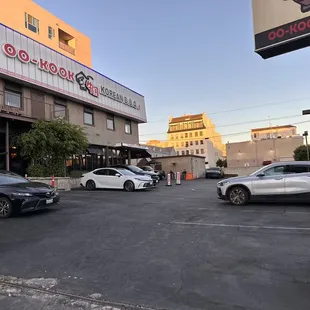 Really good parking.  Valet for $4.  So worth it.
