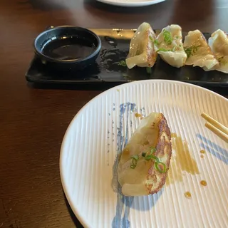 Gyoza