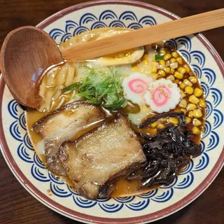 Black Tonkotsu Ramen