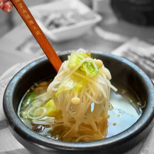 Mushroom Cross Bridge Noodle | @whaevaeats