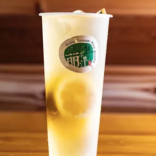 B6. Fresh Lemon Bomb Green Tea