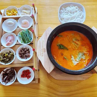 No 5 Sichuan Spicy Rice Noodles