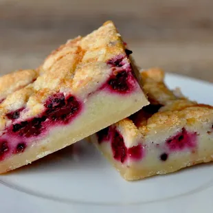 Blackberry Pie Bars