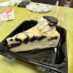 Cookies n cream cheesecake