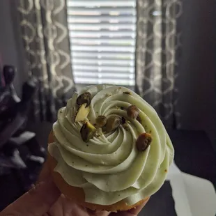 Pistachio Cupcake