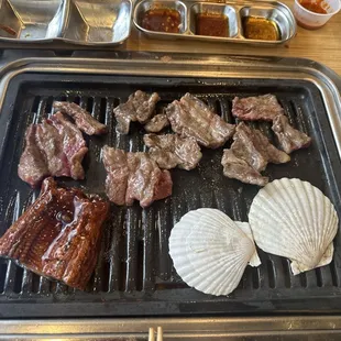 Beef ribs, Unagi, Scallops and more.