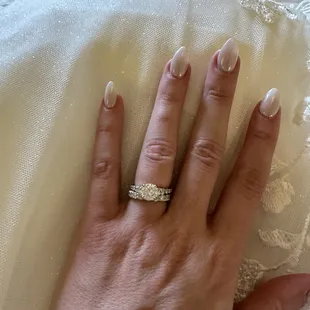 Acrylic "Hailey Bieber" nails