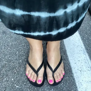 GEL PEDICURE WITH ANNA