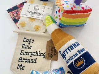 The Little Shop on The Mile