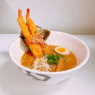 R4. Ebi Tonkotsu Ramen