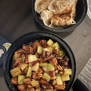 Kung Pao Chicken / Pan Fried Dumplings (6)
