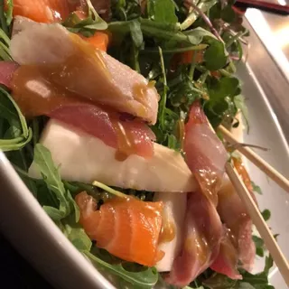 Sashimi Salad