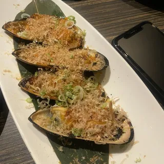 Spicy Baked New Zealand Mussels