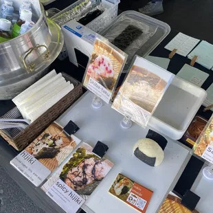 ramen and noodles, interior