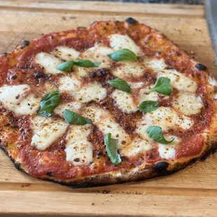 Ooni Rocks some  major sexy Pizza!!! Basic cheese pizza