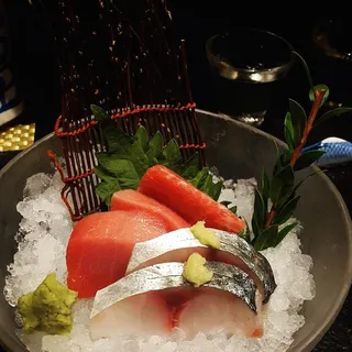 Shima-Aji Sashimi
