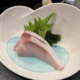 Hamachi Sashimi