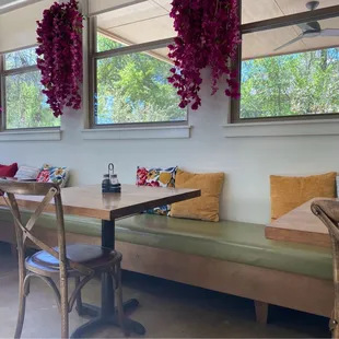 Bench and table seating available.