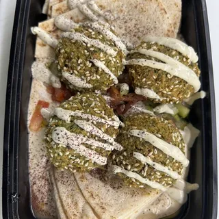 HUMMUS BOWL WITH FALAFEL
