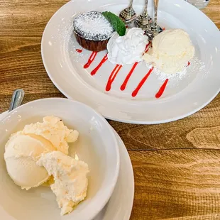 Molten lava cake w/ vanilla ice cream &amp; kids vanilla ice cream dessert