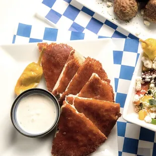 Pita Mozz  Grilled pita, olive oil, mozzarella cheese