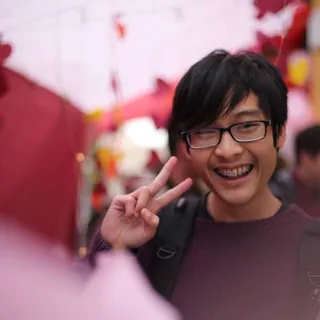 Vinh L.