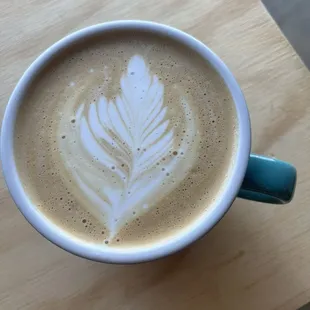 Traditional 10 ounce latte