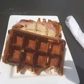 Croque-Monsieur Waffle Sandwich