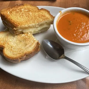 Rock Creek Salmon Sandwich