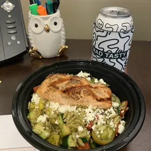 Mediterranean bowl with salmon