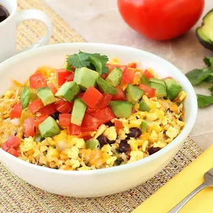 Choose from 12 fresh ingredients to build your bowl