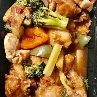 Fish with garlic sauce