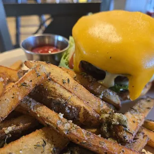Cheeseburger &amp; HTC fries