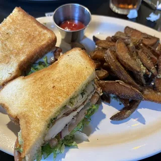 10th Street Chicken Sandwich