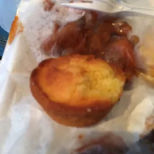 Cornbread comes w combo meals