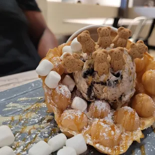 My son&apos;s Bubble Waffle with da worx