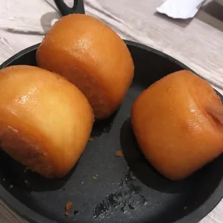 Fried Golden Buns (4)