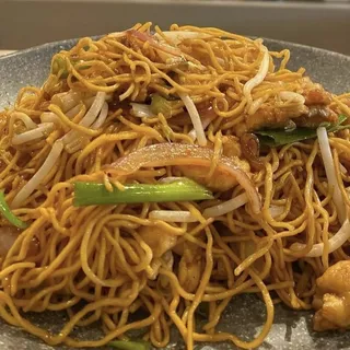 Chicken King Soy Sauce Noodles