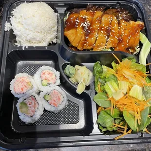 Happy dinner box! Love it.