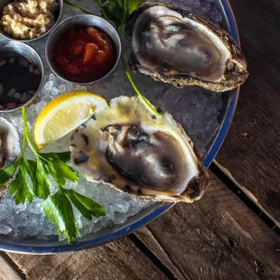 Raw Bar Tuesdays
$1 Oysters
