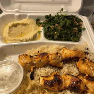 A plate of pure DELICIOUSNESS!!! Everything on this plate is delicious. The chicken is moist and tangy.