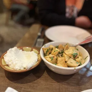 Spicy Garlic Potatoes