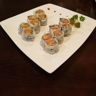 Spicy Salmon Roll
